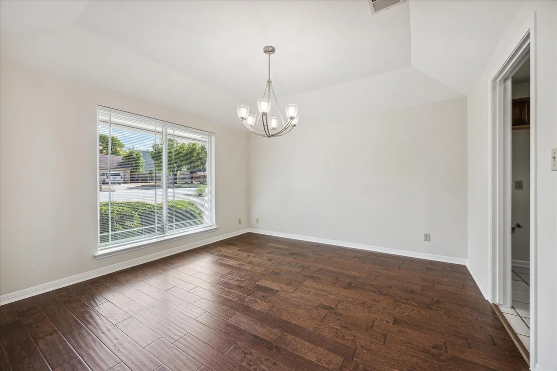 Photo of 1318 Lost Creek BLVD