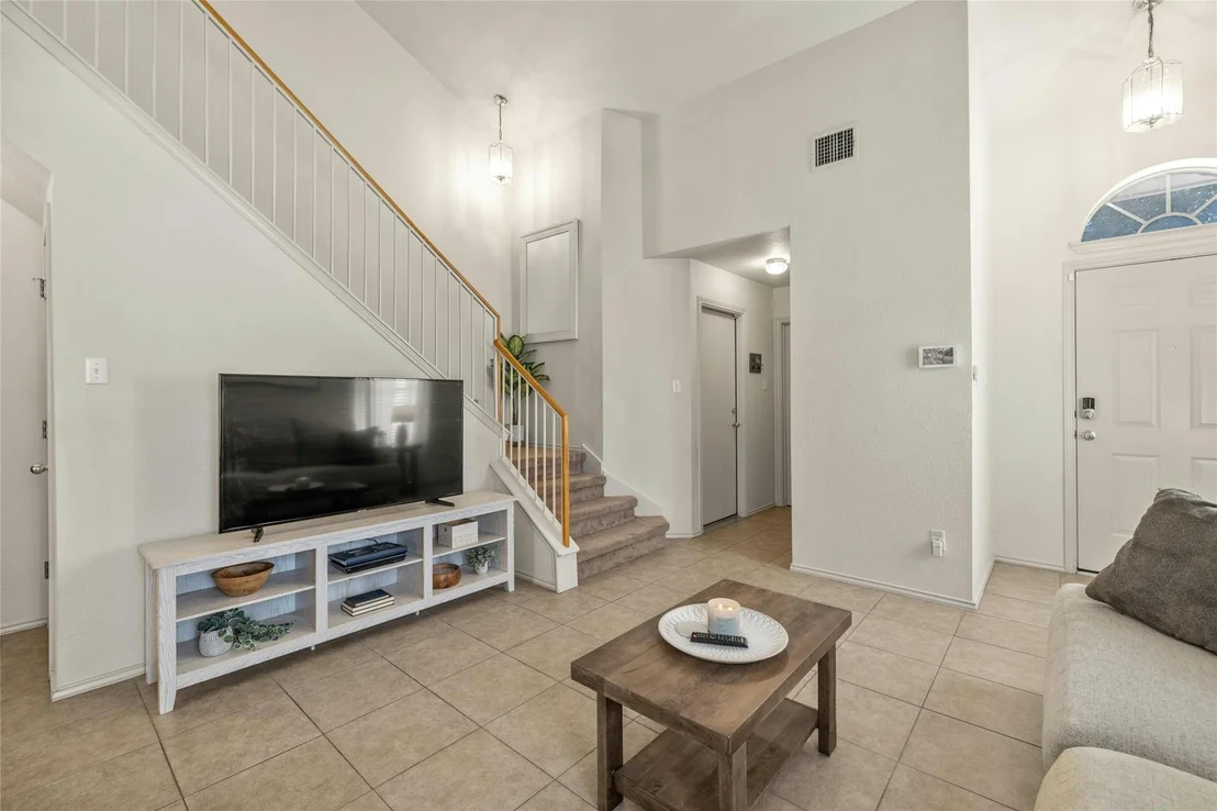 Photo of 1006 Port Daniel DR
