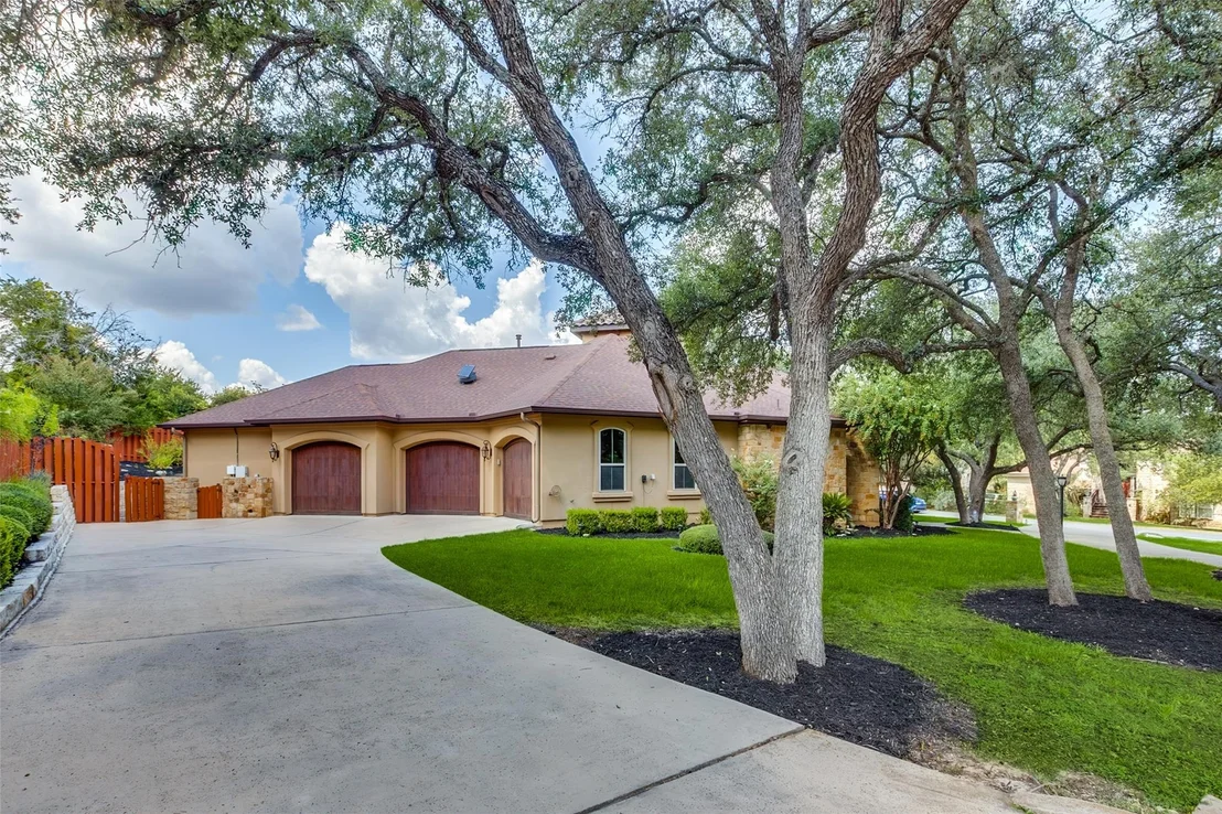 Photo of 101 Indian Bend DR
