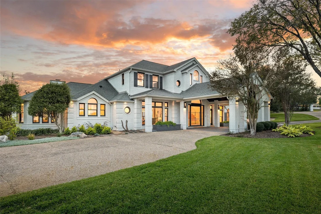 Photo of 3301 Barton Creek BLVD