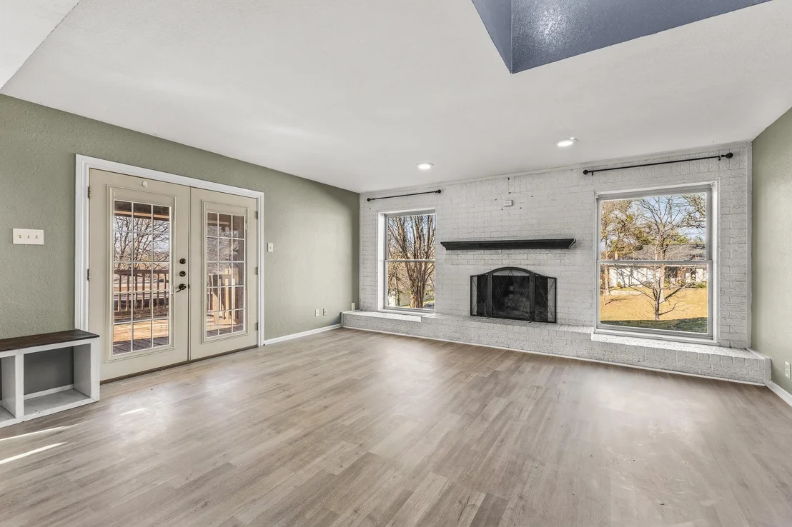 Photo of 4001 Trailwood DR