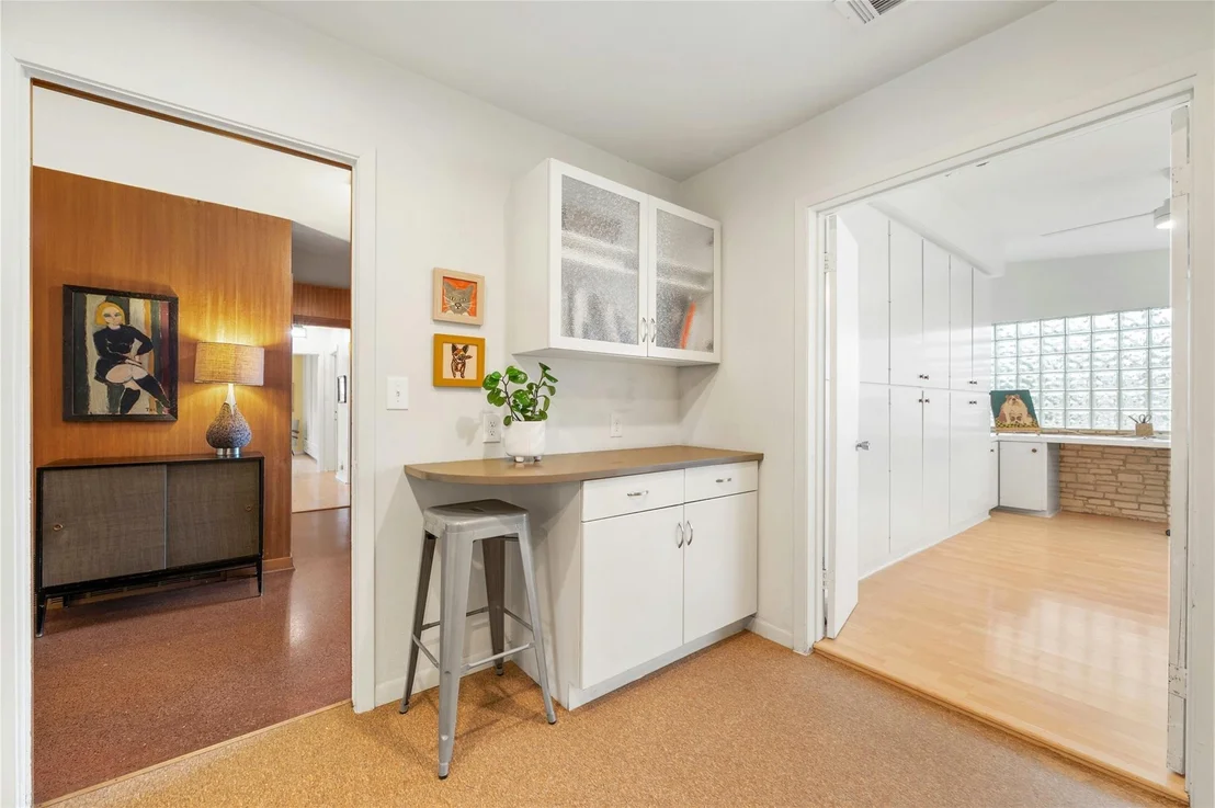 Photo of 1813 Vance CIR