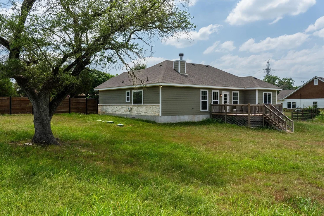 Photo of 1110 County Road 1045