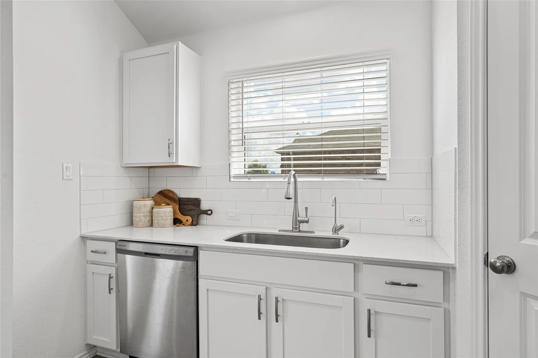 Photo of 101 Sunrise Oak CV