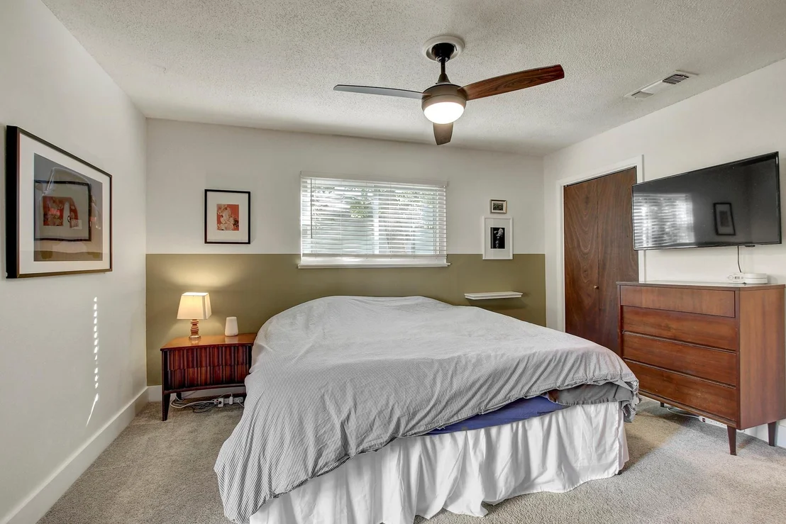 Photo of 7110 Whispering Oaks DR