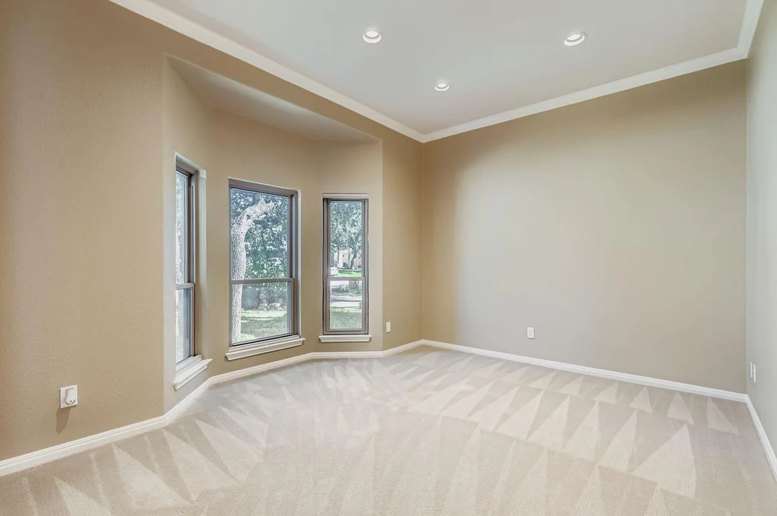 Photo of 2909 Cashell Wood DR