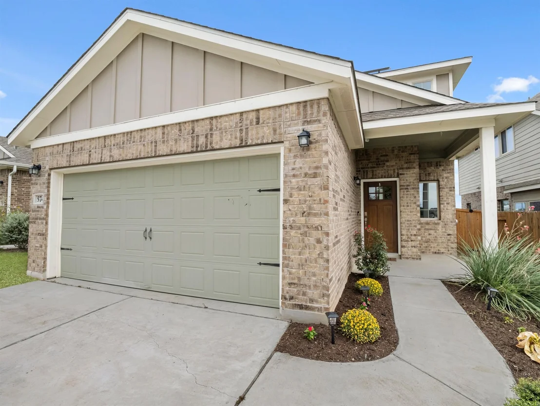 Photo of 574 W Nautical LOOP