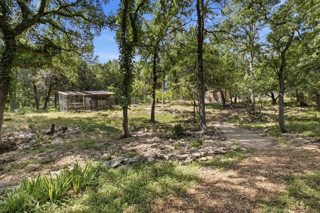 Photo of 4102 Sequoia TRL W