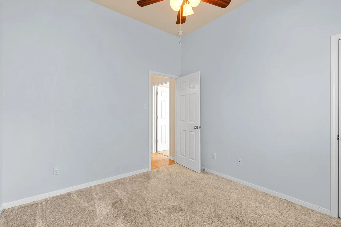 Photo of 428 Parkfield LN