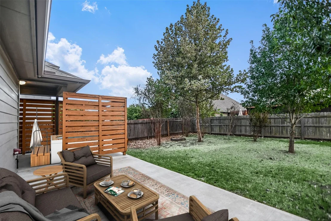 Photo of 1913 Gabrielles WAY