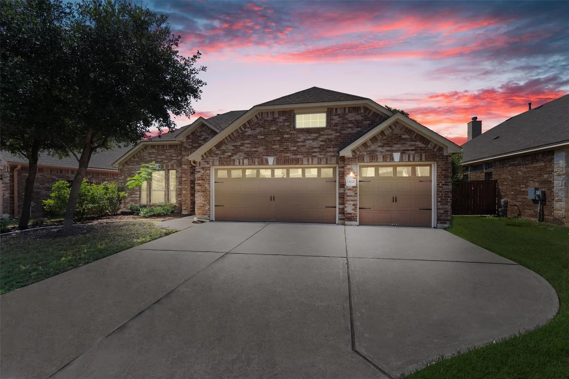 Photo of 13020 Bismark DR
