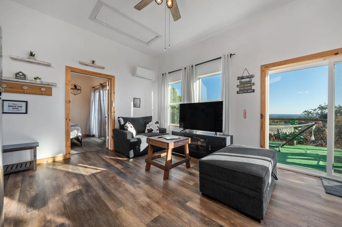 Photo of 28609 Paradise Manor DR