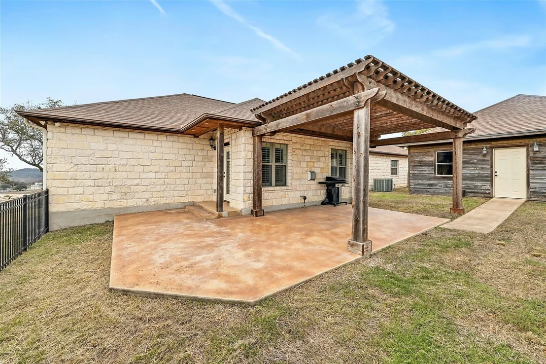 Photo of 211 Summit Ridge RD