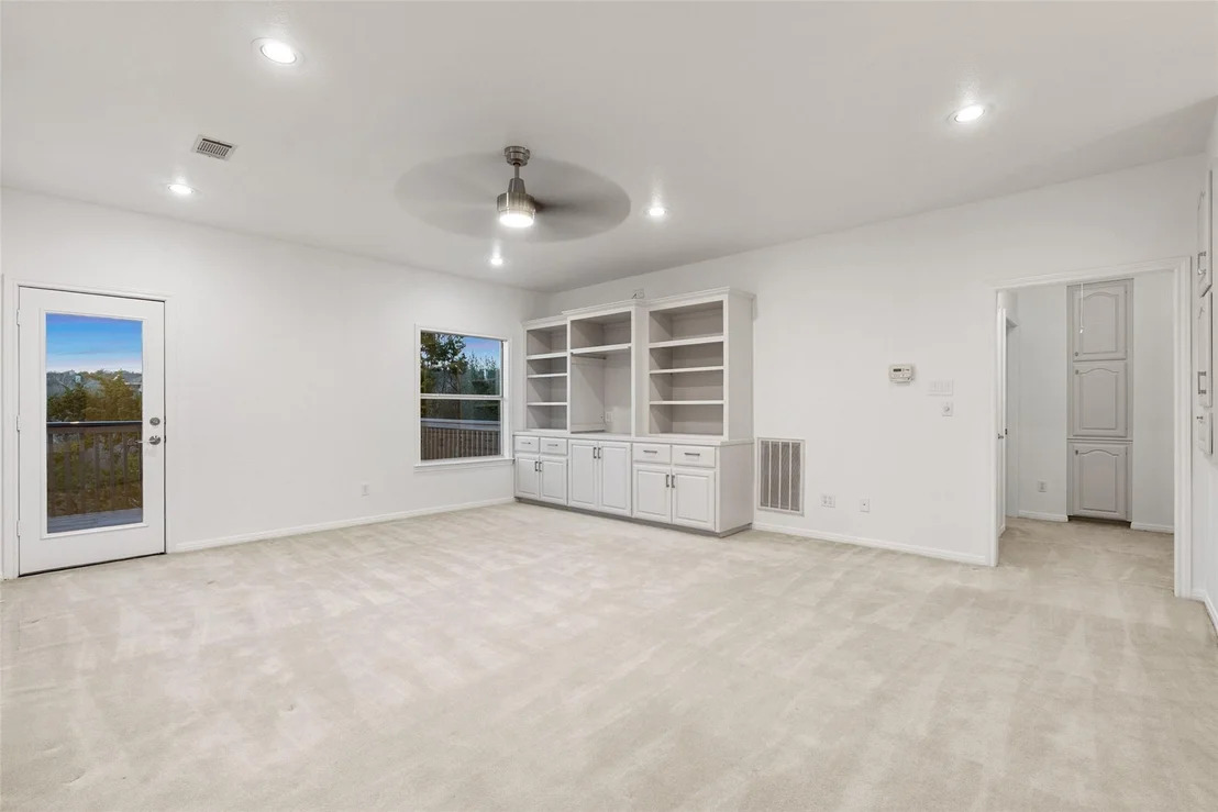 Photo of 7500 Fireoak DR