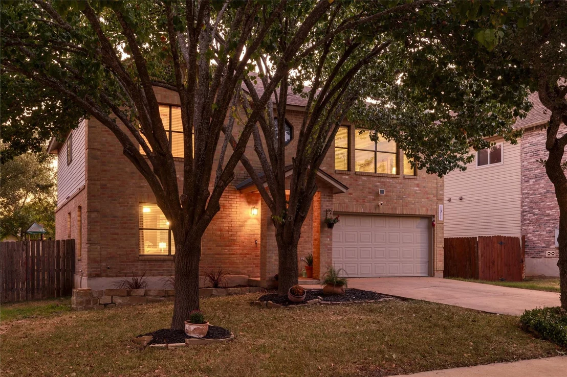 Photo of 1311 Irene DR