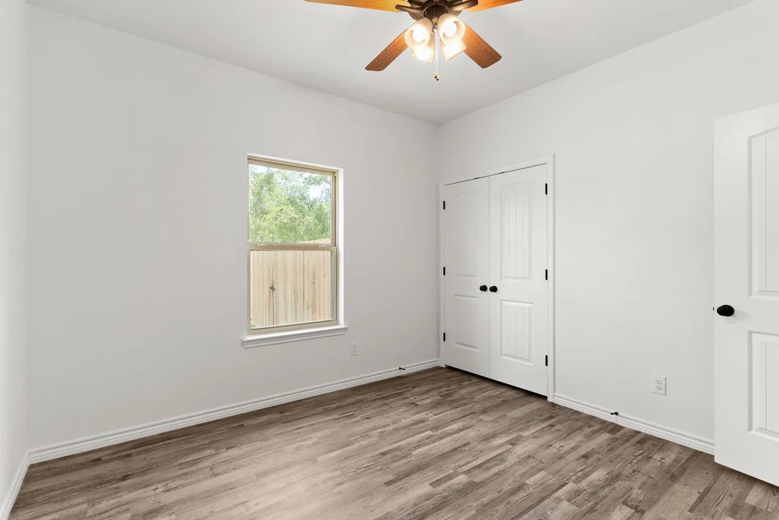 Photo of 828 Elijah LN