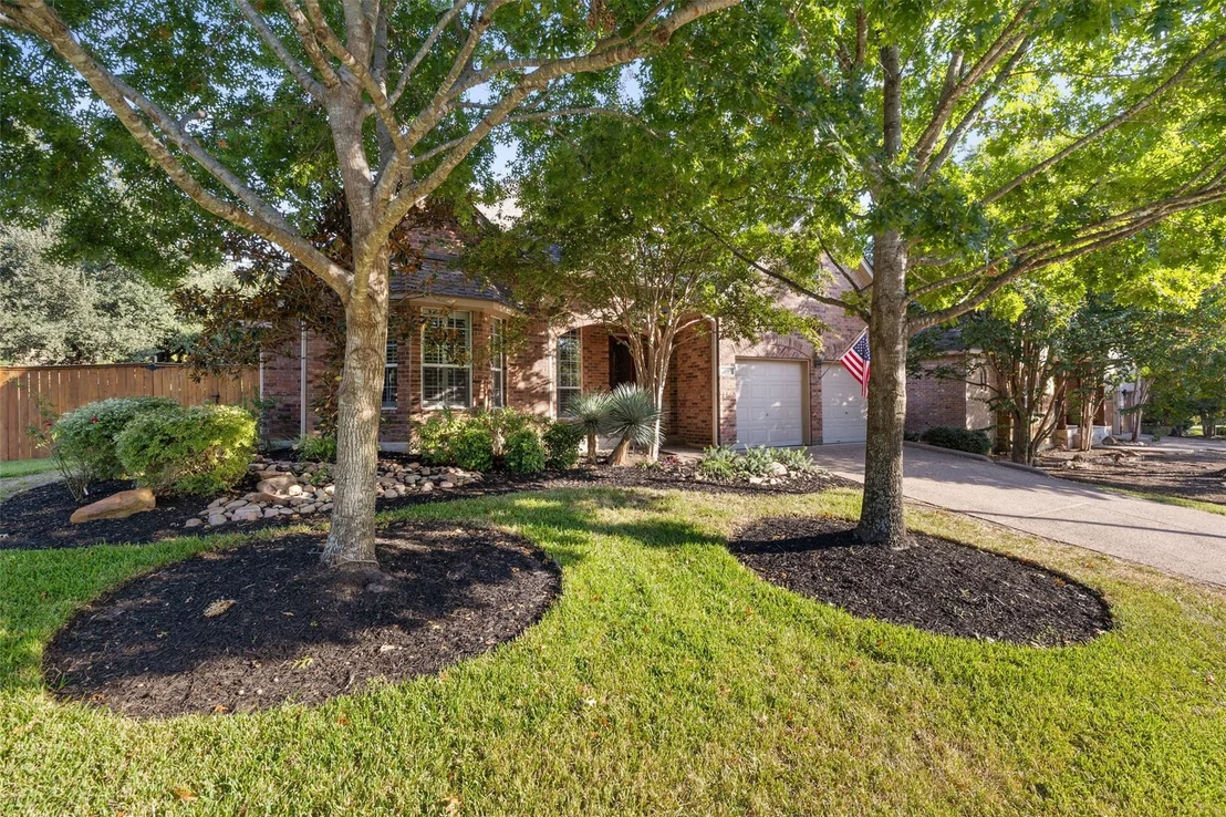 Photo of 1111 Hillridge DR