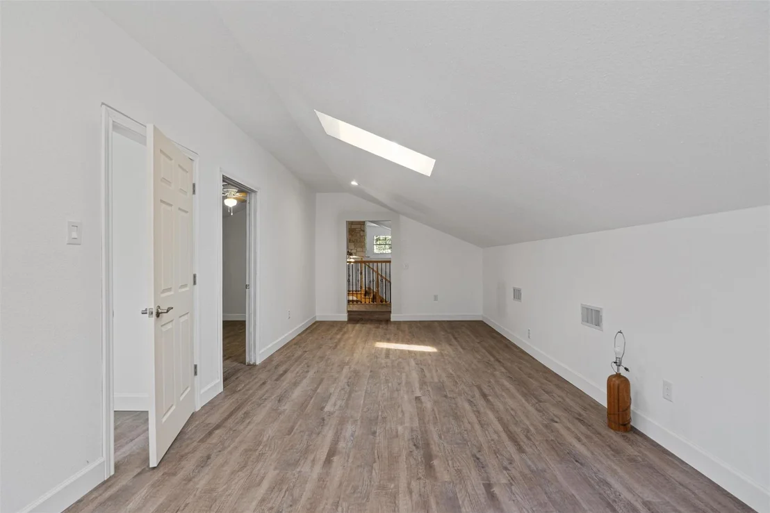 Photo of 601 Deertrail DR