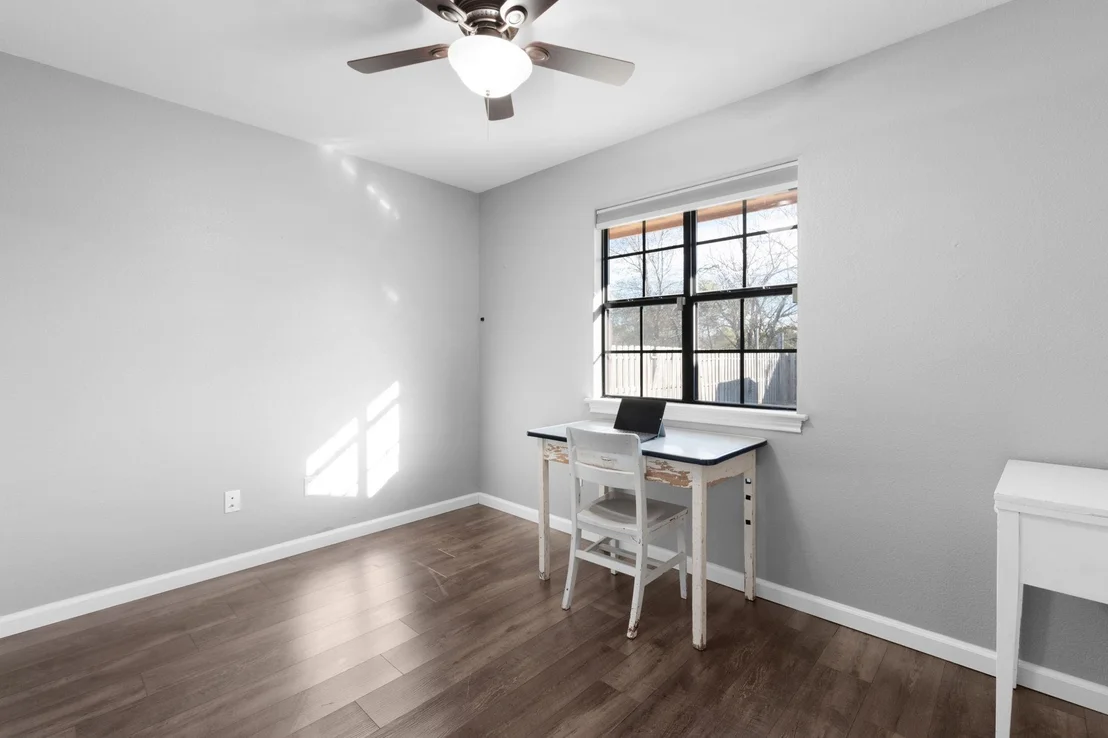 Photo of 1303 Adam Ave