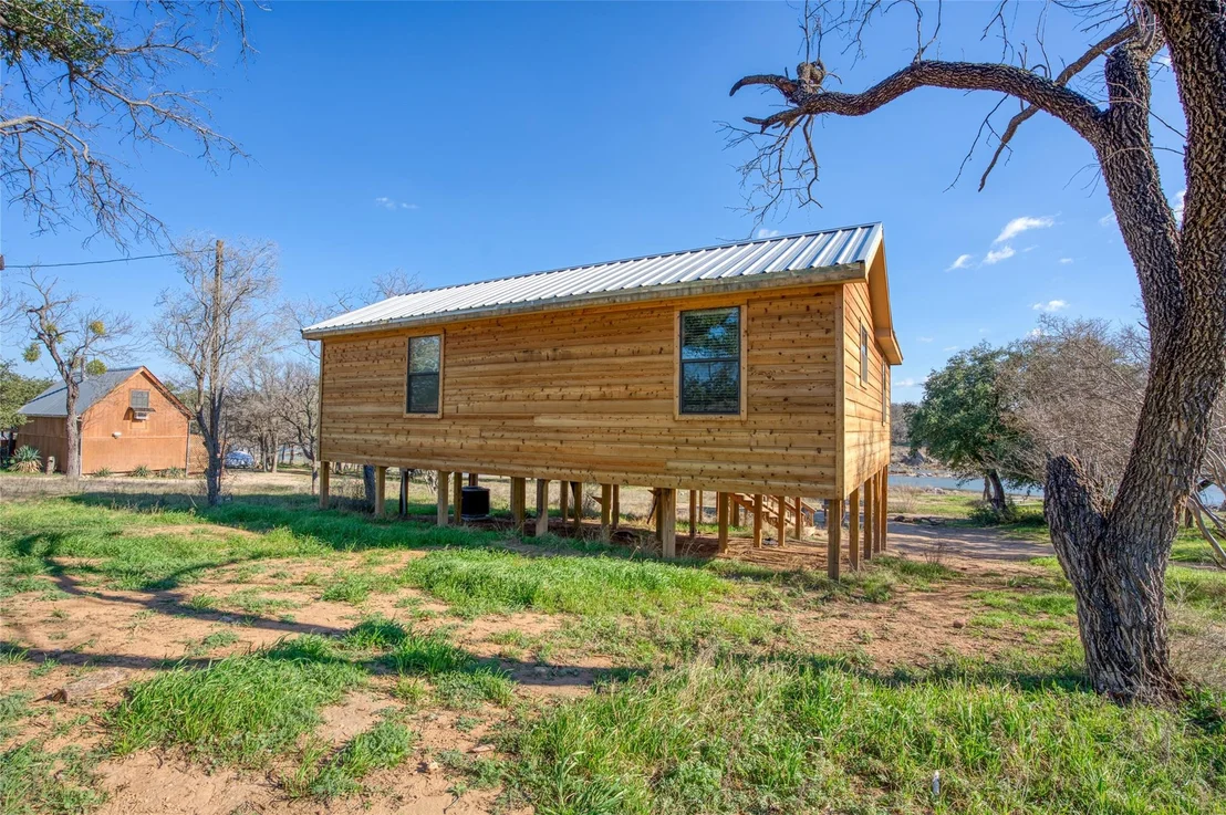 Photo of 103 E Indian Bend RD