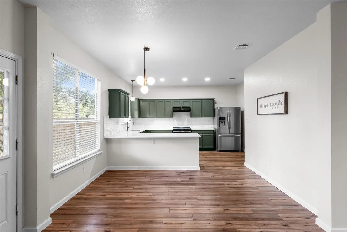 Photo of 203 Hanstrom DR