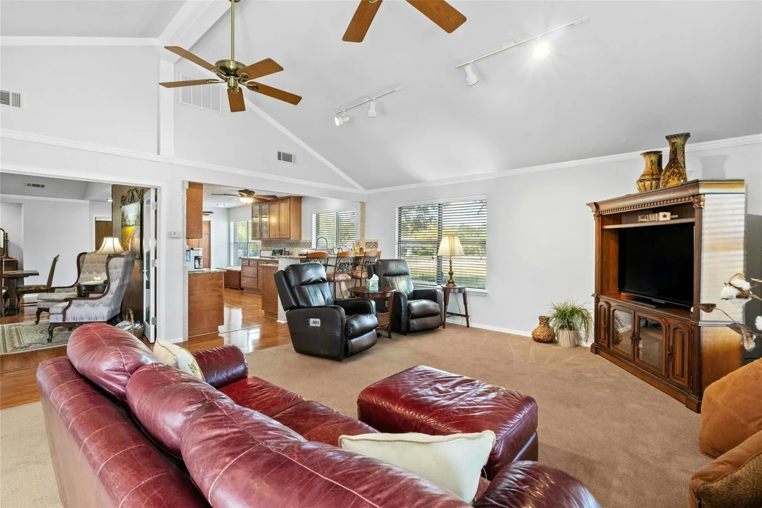 Photo of 1305 Brushy Bend DR