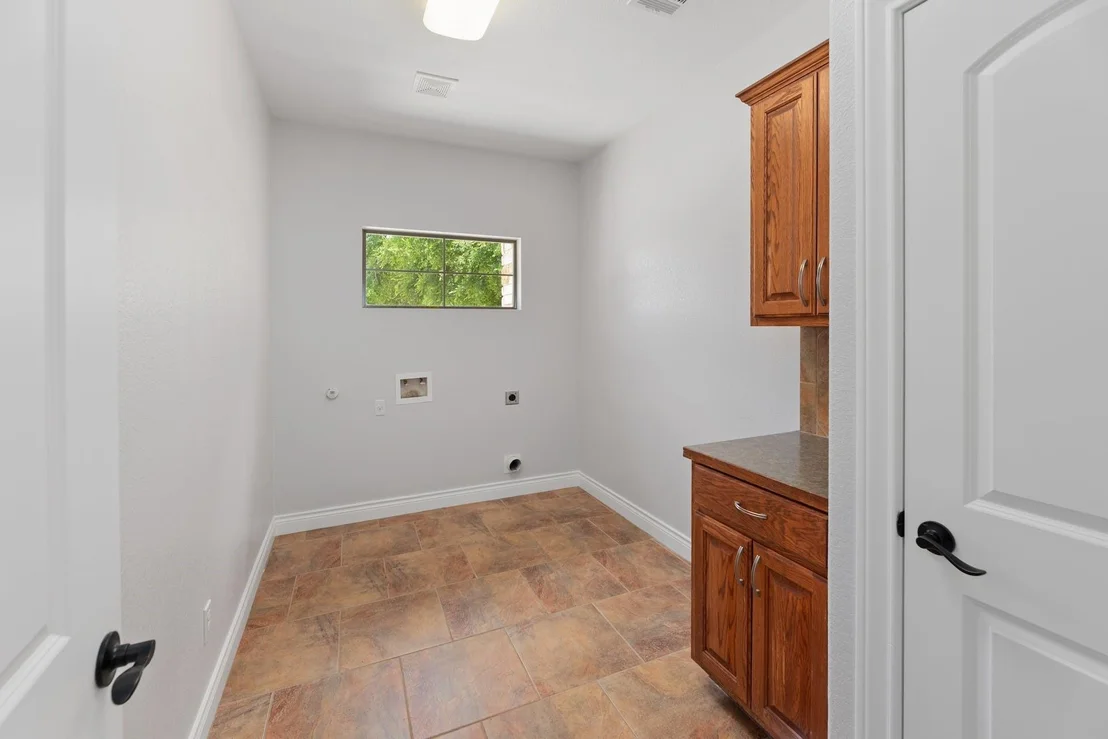 Photo of 1001 Fort Davis ST