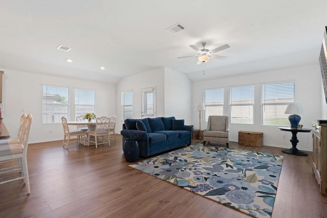 Photo of 656 Silver Springs BND