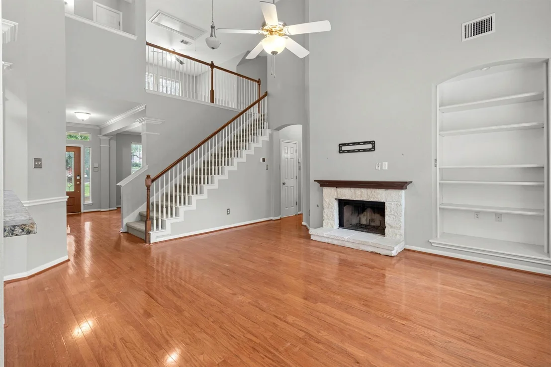 Photo of 6531 Clairmont DR