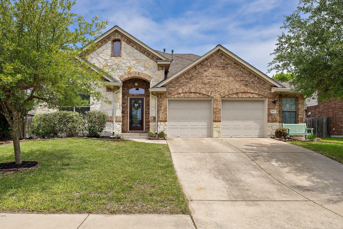 Photo of 2612 Windview LN
