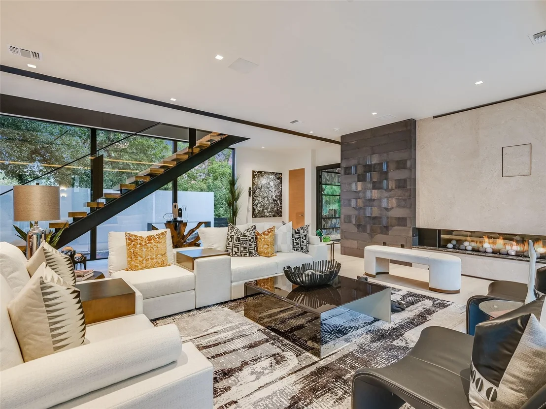 Photo of 1115 Gillespie PL