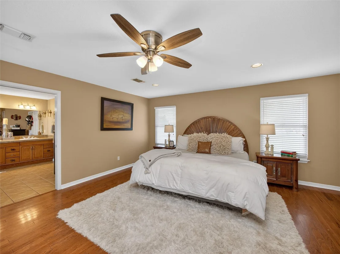Photo of 718 Post Oak DR