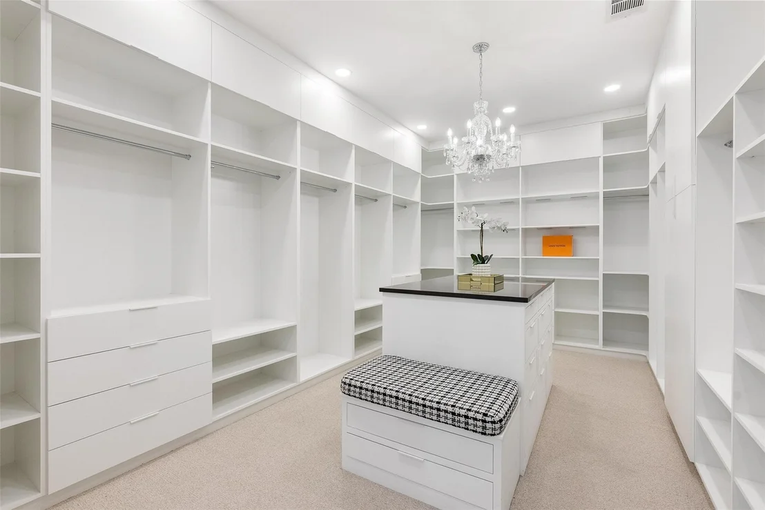 Photo of 310 Bella Montagna CIR