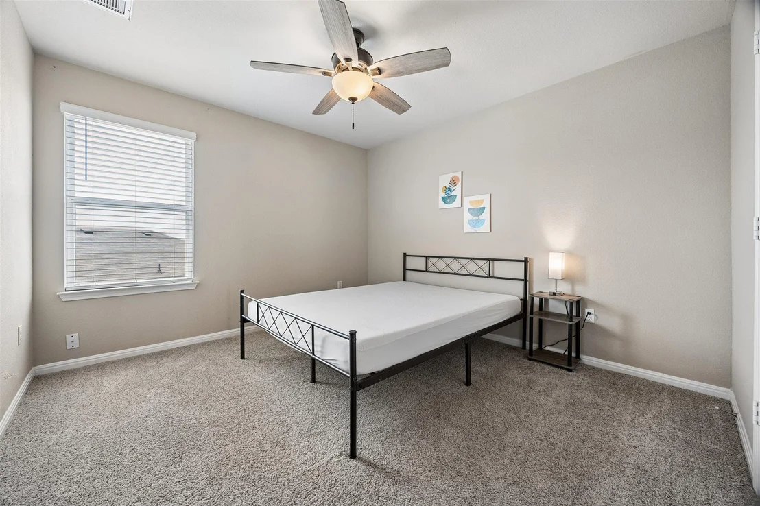 Photo of 104 Blue Sage DR
