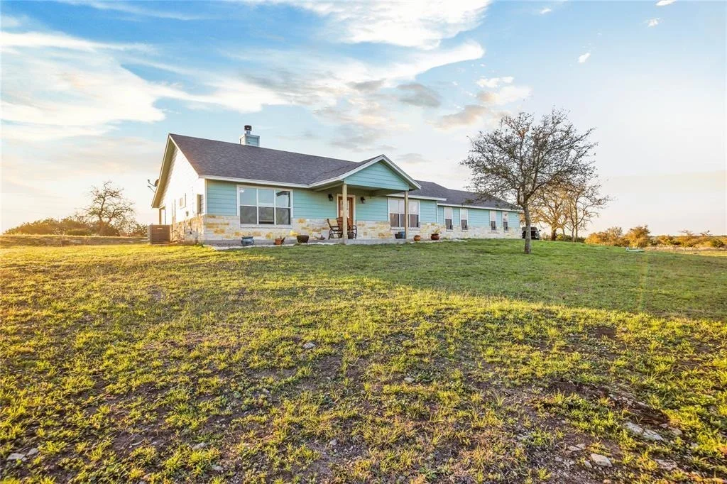Photo of 220 Three Creeks DR