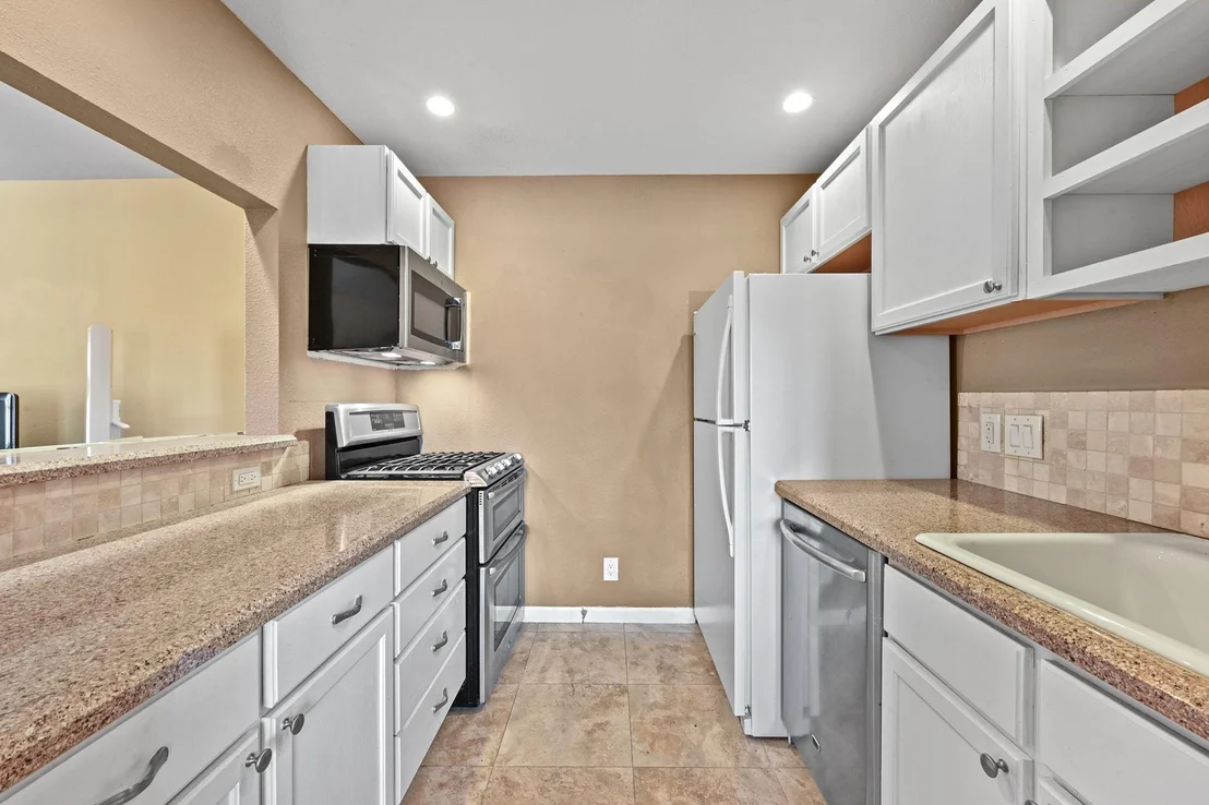 Photo of Unit 28 at 2425 Ashdale DR