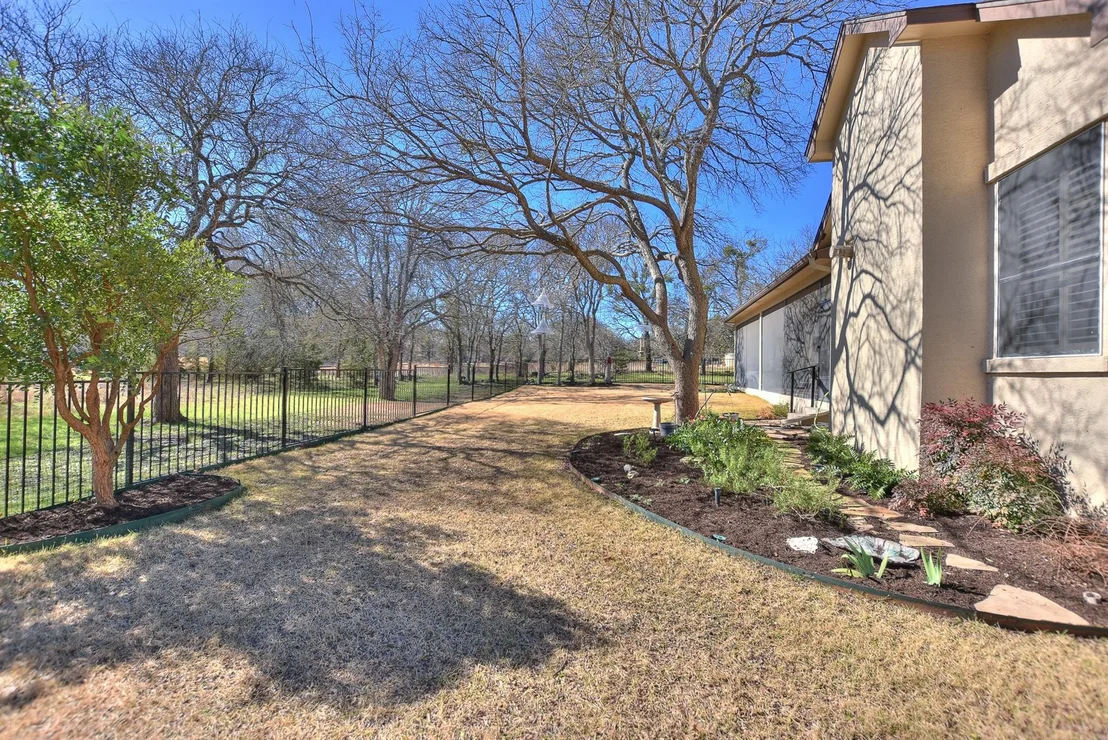 Photo of 111 Juniper Berry TRL