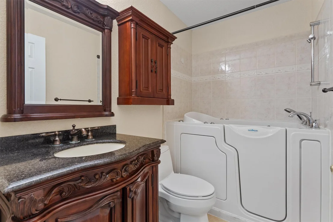 Photo of 531 Dennis DR