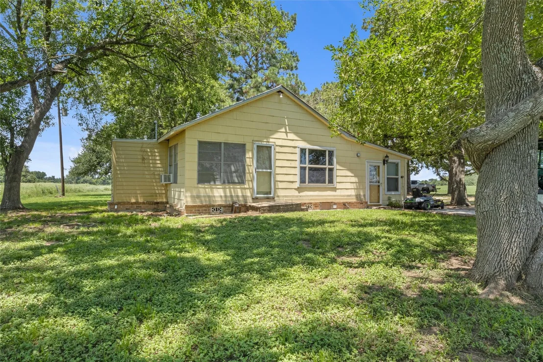Photo of 451 Pleasant Grove RD