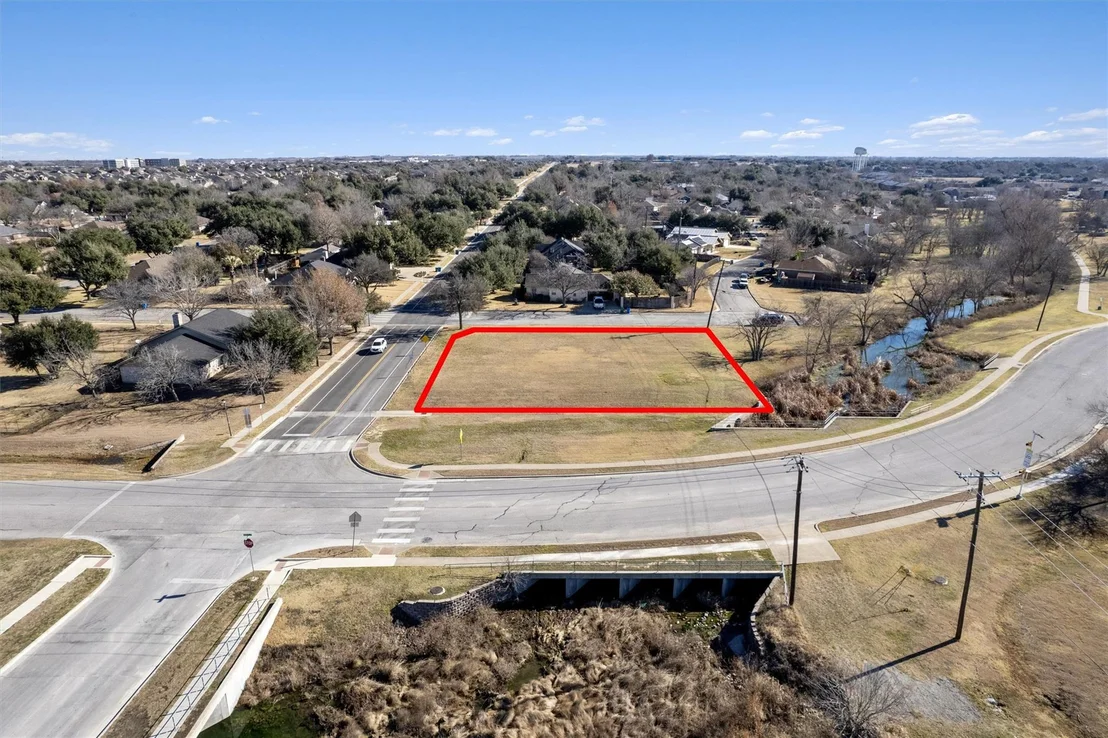 Photo of 3949 Pinehurst DR