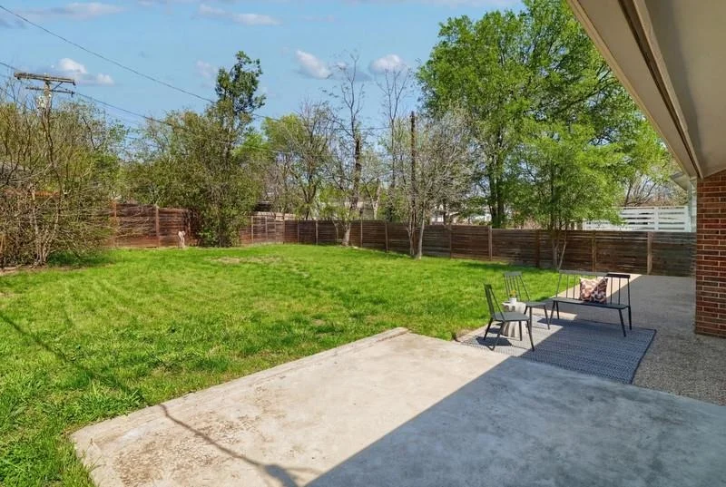Photo of 1704 Alleghany DR