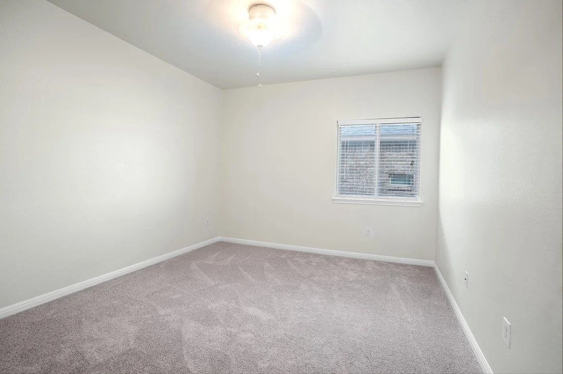 Photo of 413 Longhorn Cavern RD