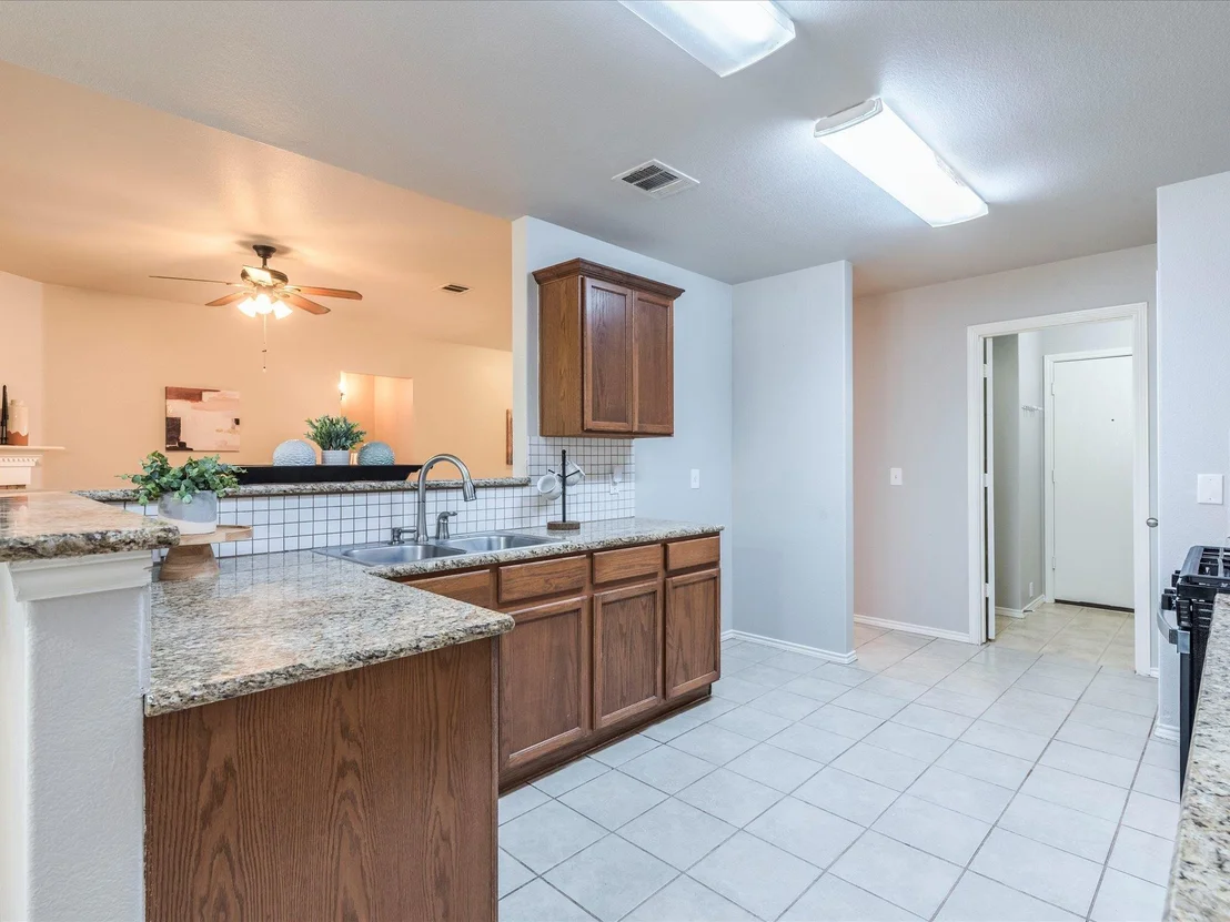 Photo of 1513 Hawk DR