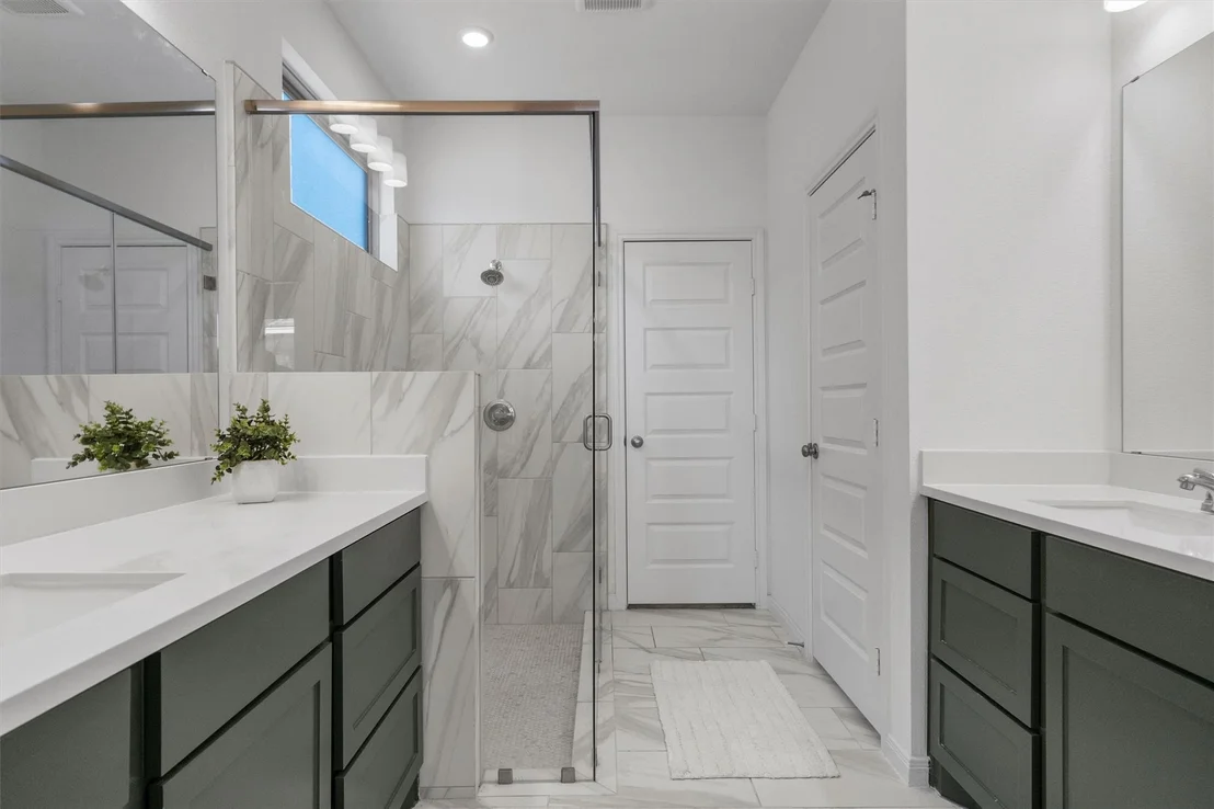 Photo of 338 Langhorne BND