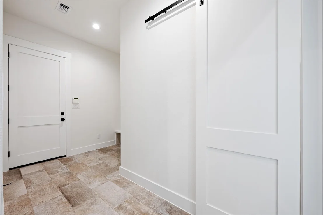 Photo of 2888 Oak Haven CIR