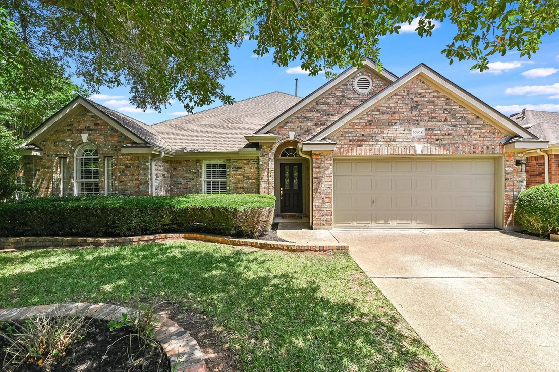 Photo of 10905 Beachmont LN