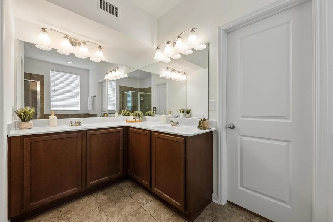 Photo of 1267 Sanders