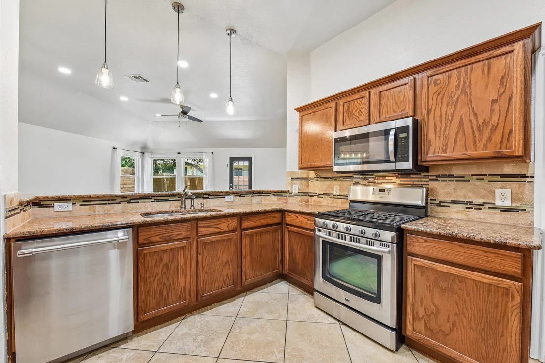 Photo of 5958 Salcon Cliff DR