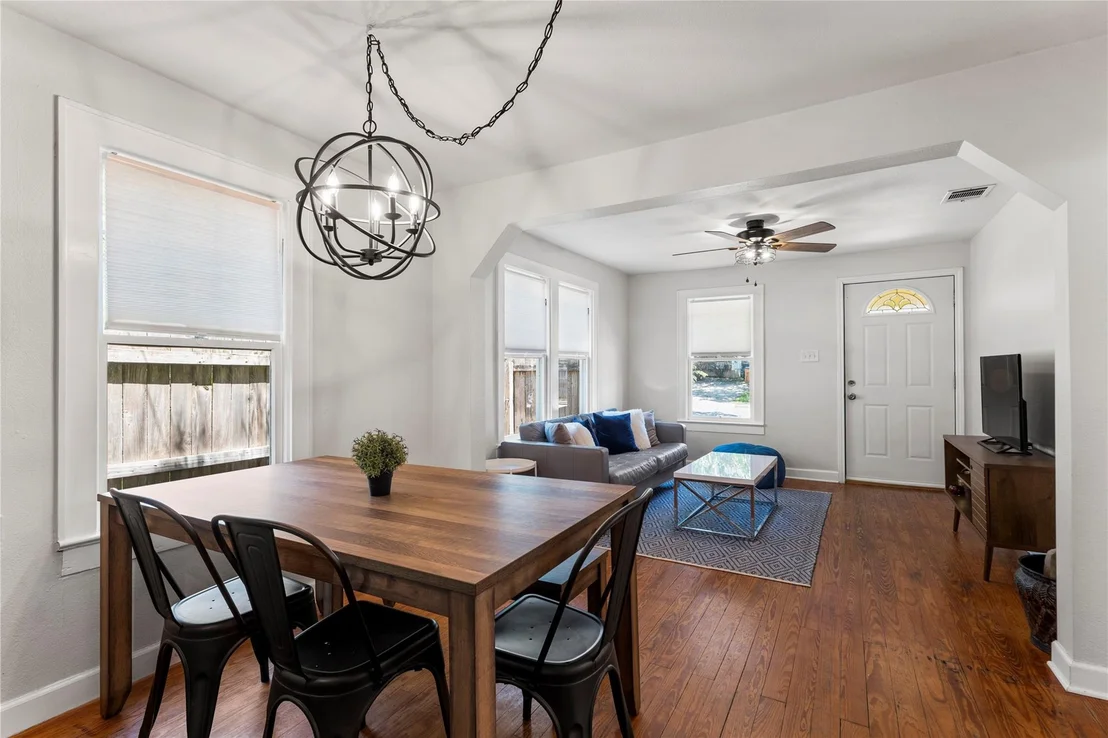 Photo of 1208 Cedar Ave