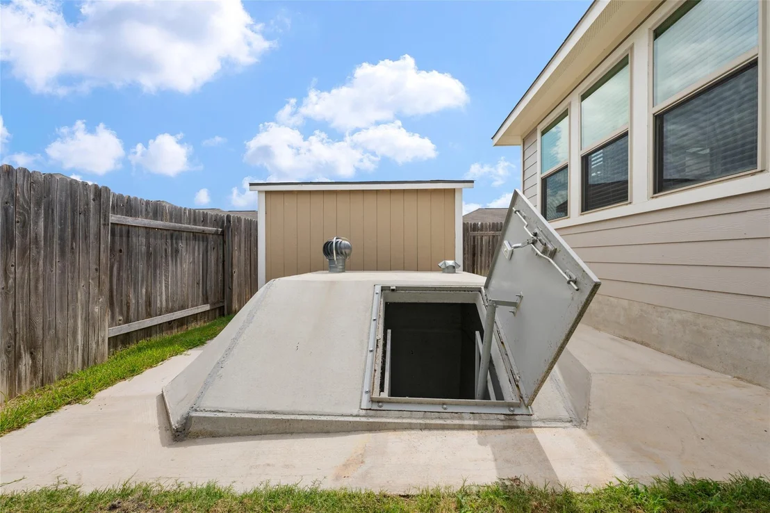Photo of 101 Quiet Man DR